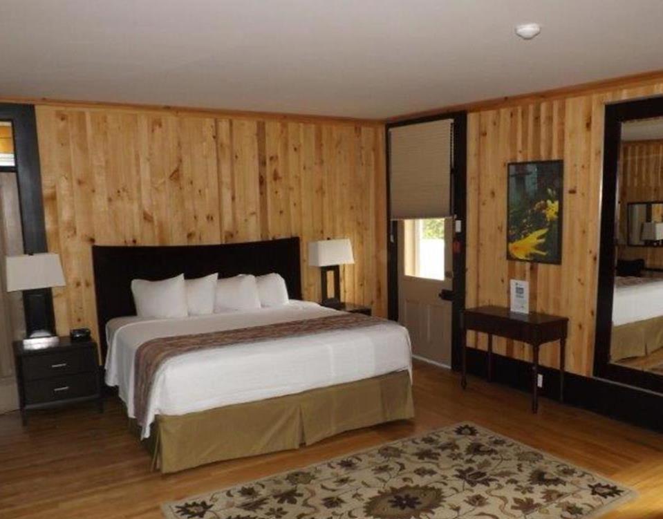 The White House Bed and Breakfast Perth Camera foto